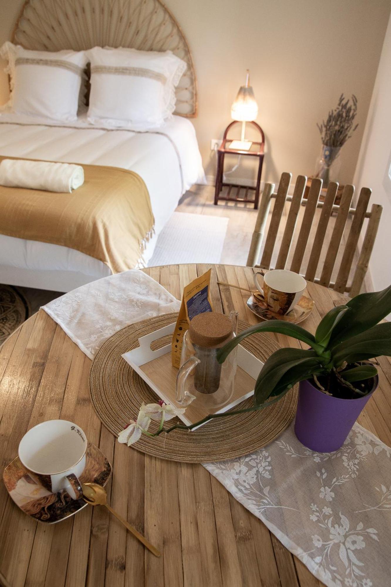 Chambre D'Hote Dans Un Havre De Paix A La Ferme Saint-Maurice-la-Clouere Esterno foto